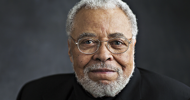 James Earl Jones, voz por trás de Darth Vader morre aos 93 anos