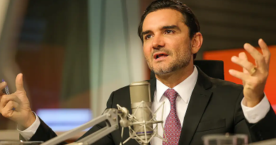 Celso Sabino confirma que deixará Ministério do Turismo