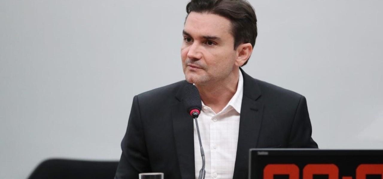 Celso Sabino pode migrar para o PSB após processo de expulsão do União Brasil