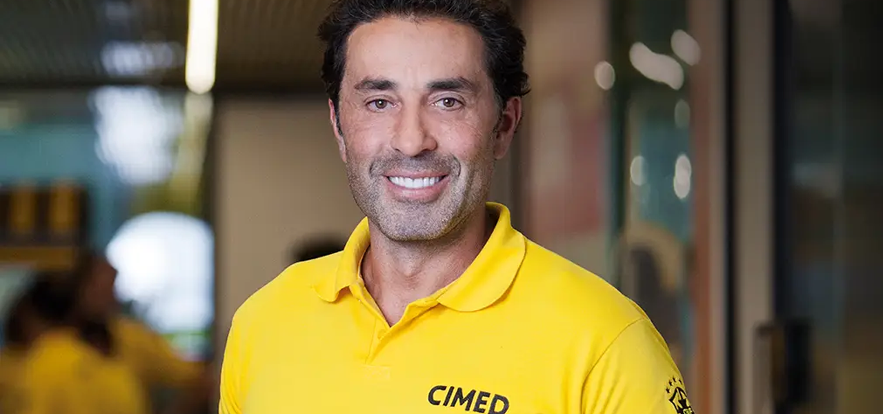 Solidariedade: Cimed perdoa dívidas e repõe estoque de farmácias atingidas por chuvas em MG