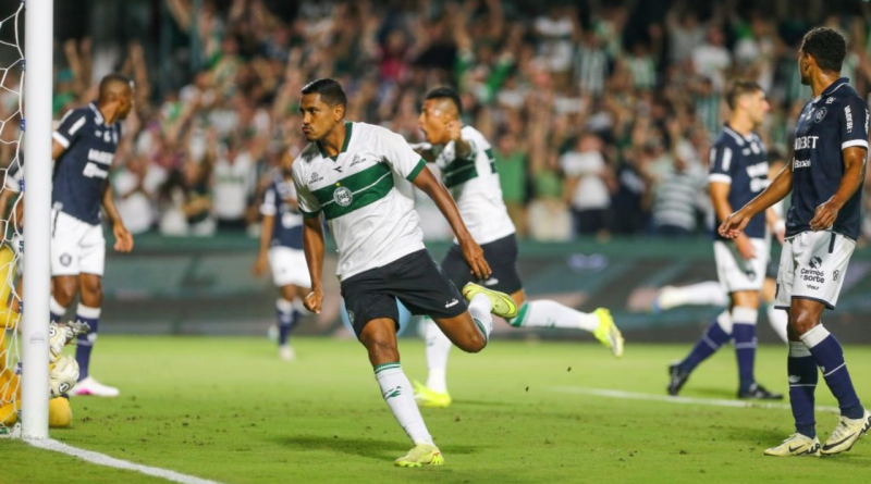 Remo sofre com a "lei do ex", perde para o Coritiba e cai para a vice-lanterna 1 Design sem nome 2 5
