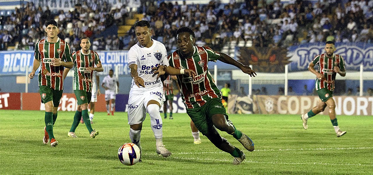 Paysandu vence Independência por 2 a 1 na Curuzu