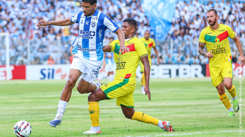 Jogo truncado e com polêmica, Paysandu empata em 1 a 1 com o Brusque na Curuzu 1 Untitled design