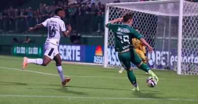 Com gol no fim, Remo bate a Chapecoense na Arena Condá