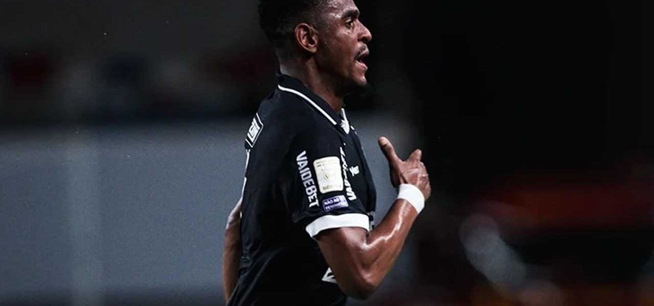 Remo vence o Vitória por 2 a 0